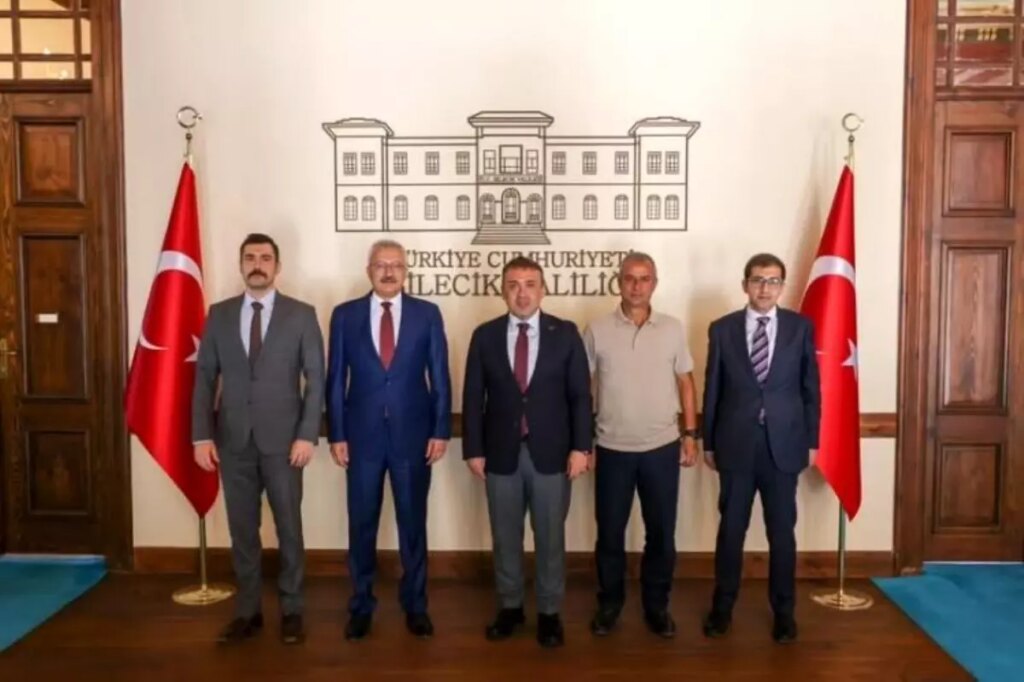 bilecikte yargi ve spor zirvesi Fwmzvc68