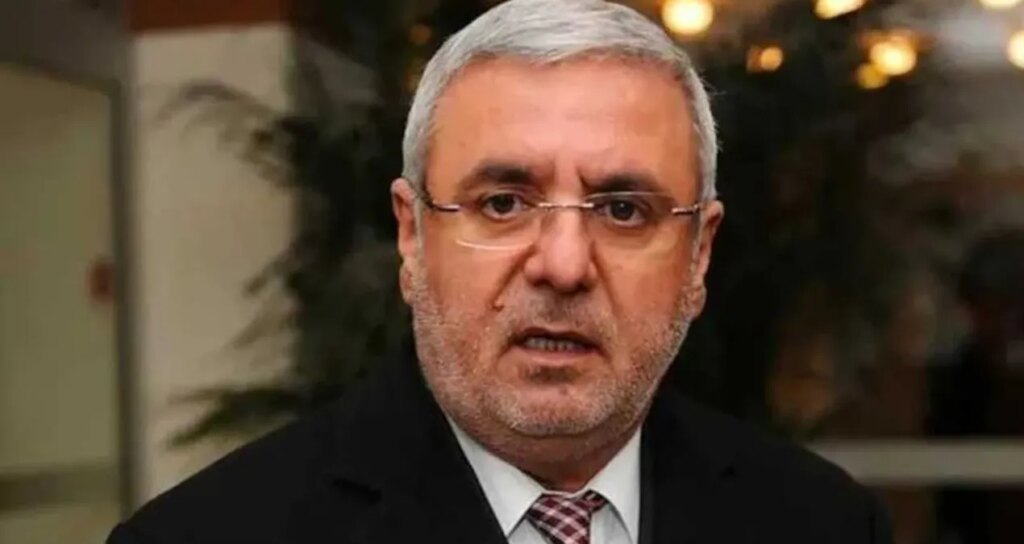 turk turkiyeli tartismasinin ardindan akpli isim kose yazarligini birakti bIGtKnVl