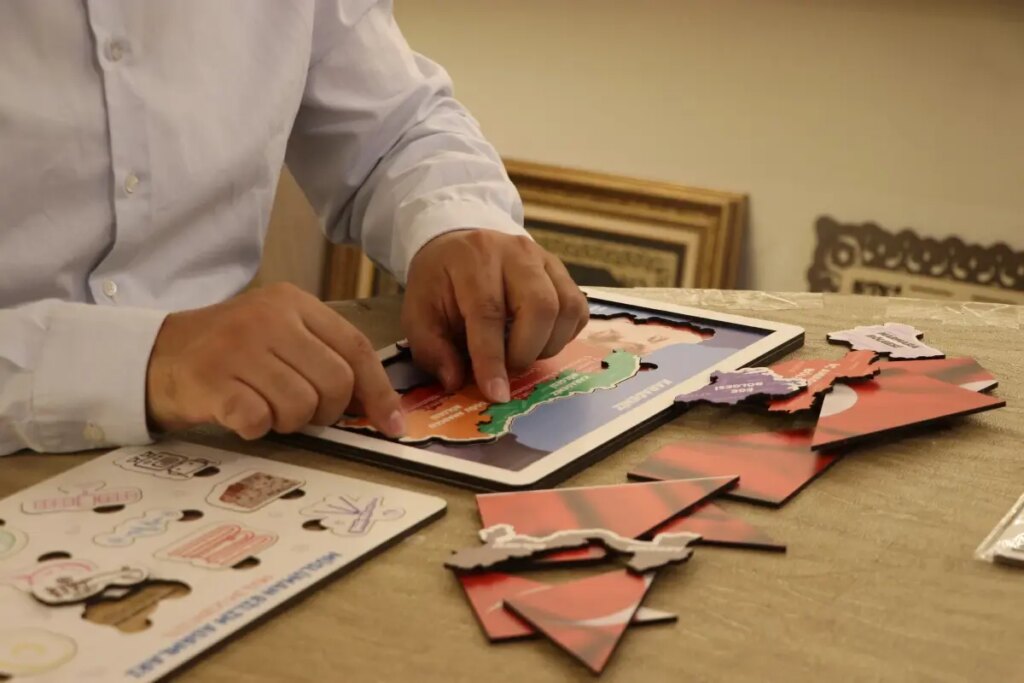 genc girisimcilerden egitici oyuncak uretimi T6SuRYRC