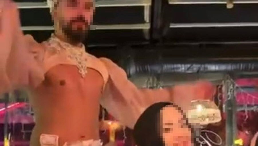 izmirde eglence mekaninda tepki ceken goruntuler 2 gozalti aUpXSee7