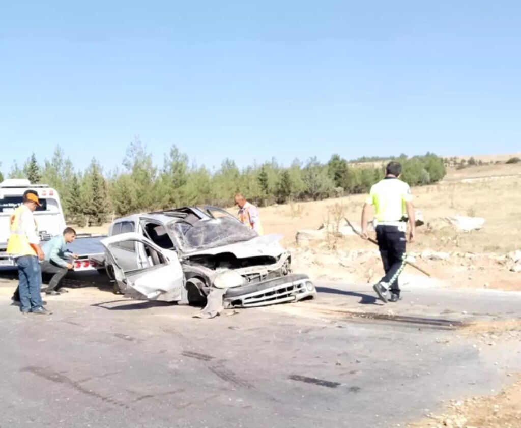 karkamis belediye baskaninin soforu kaza sonucu hayatini kaybetti DzFssb6a