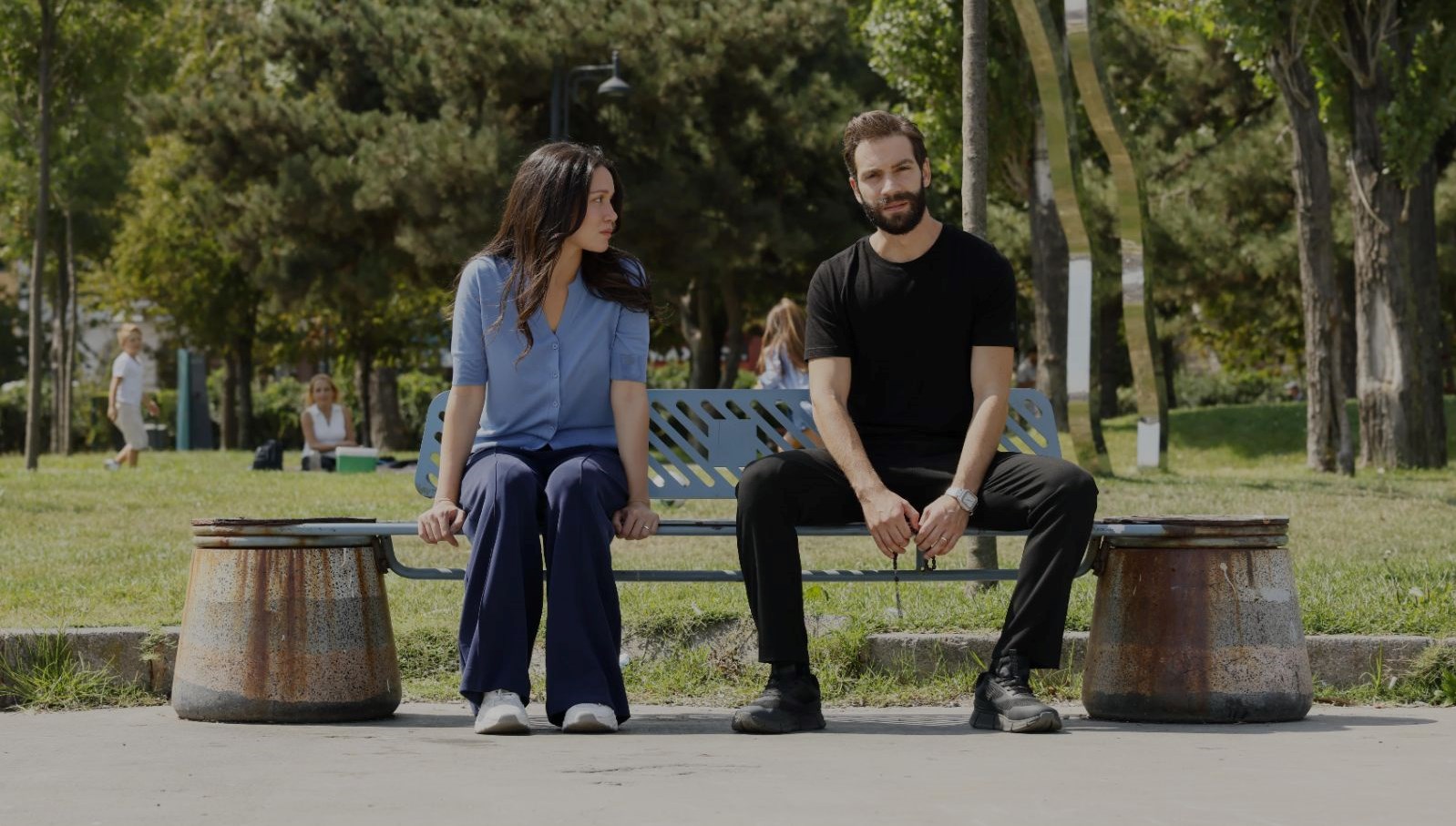 sahipsizler sezonu birincilikle acti Q2Kg9wtN