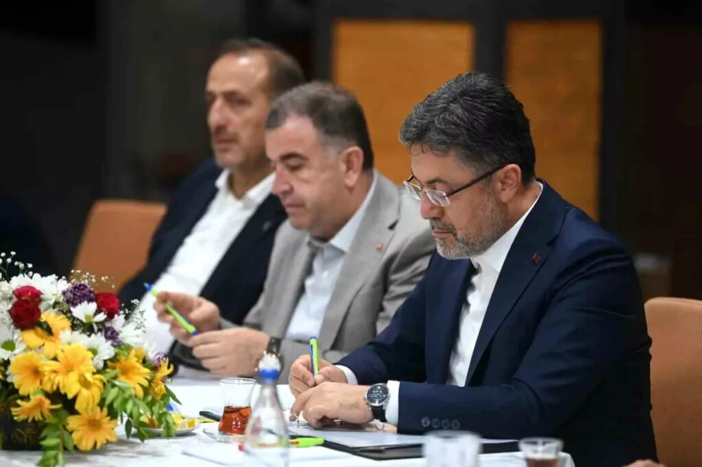 sap hastaligi hayvan pazarlari yeniden aciliyor UXw4r6jG