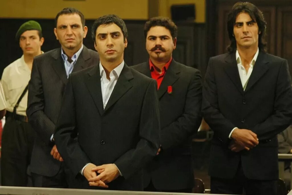 uzun suredir gozlerden uzak yasayan erhan ufak son halini paylasti wGPNAmLw