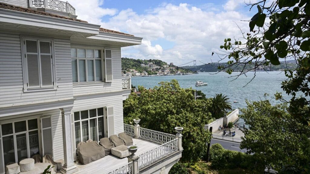 feto firarisi akin ipekin yalisi ihale sonrasi satildi yeni sahibinin ismi aciklanmadi URub1XdJ