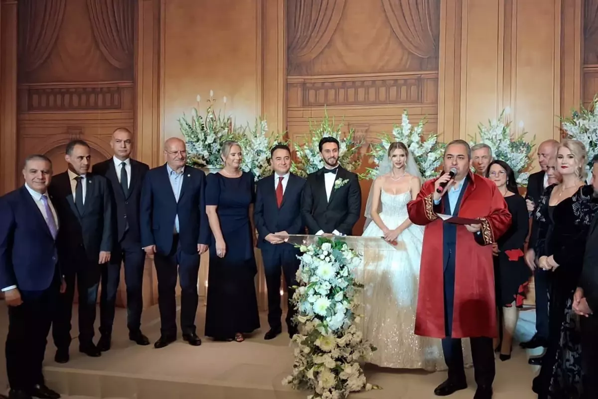 ankarada siyaset ve is dunyasinin katildigi gorkemli dugun arB3LDtB.jpg