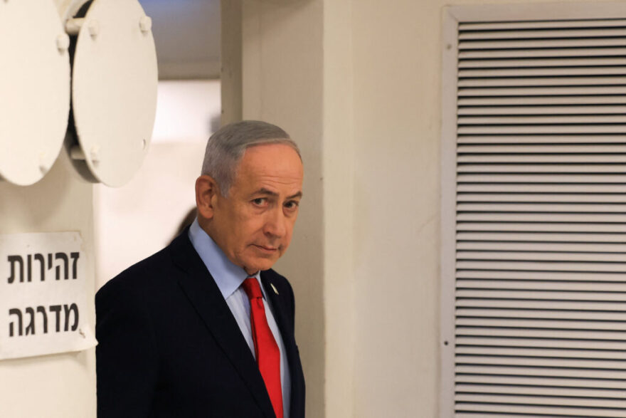 İran Savaşı Devam Ederken Netanyahu Koltuğunu Korumak İçin Çabalıyor