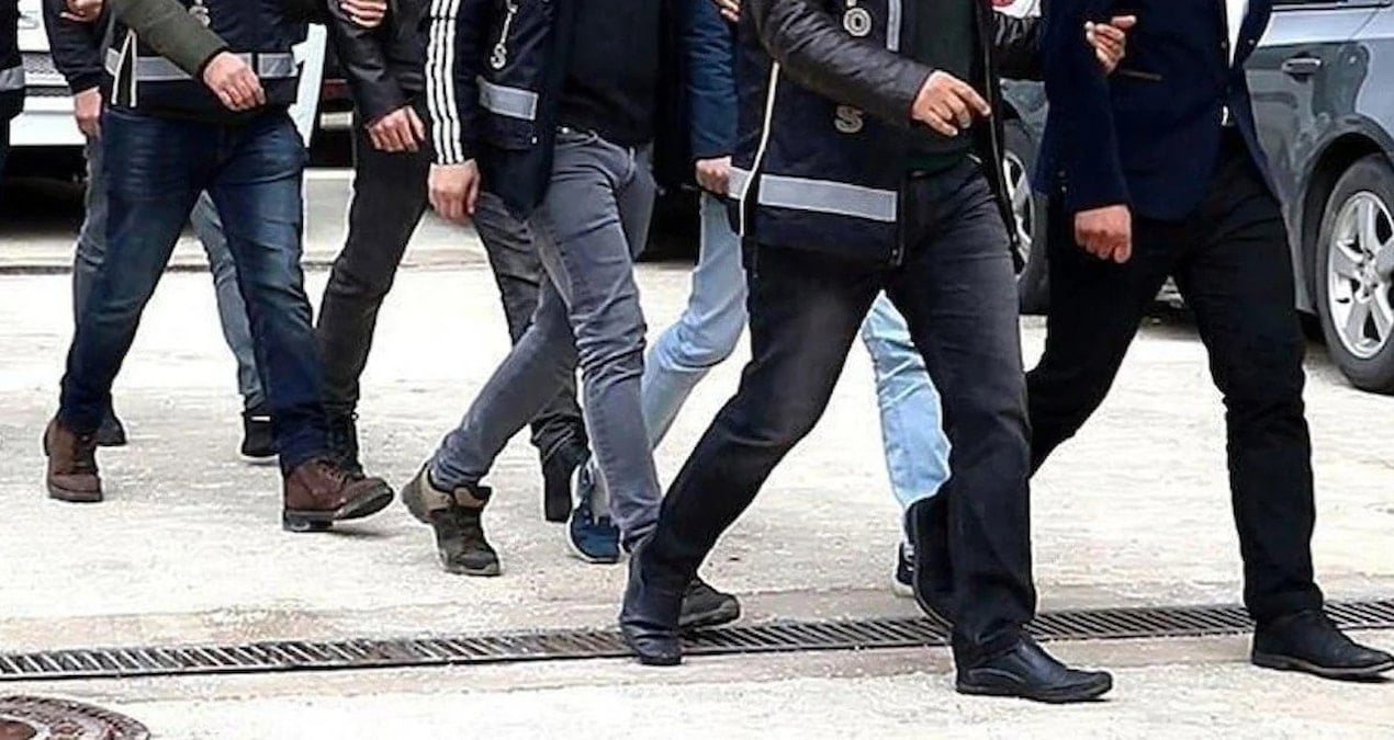 İstanbul’a Gök Gürültülü Sağanak Yağış Geliyor: AKOM’dan Uyarılar Devam Ediyor